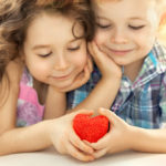 5 ideas de manualidades de San Valentín para niños