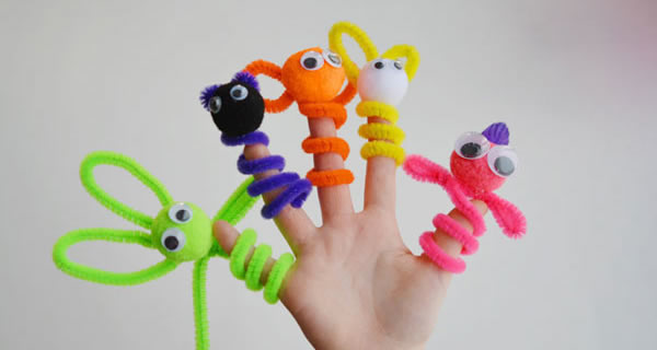 marionetas con limpiapipas para niños