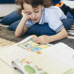 ¿Por qué los niños no deben comenzar a leer y a escribir antes de los 6 años?