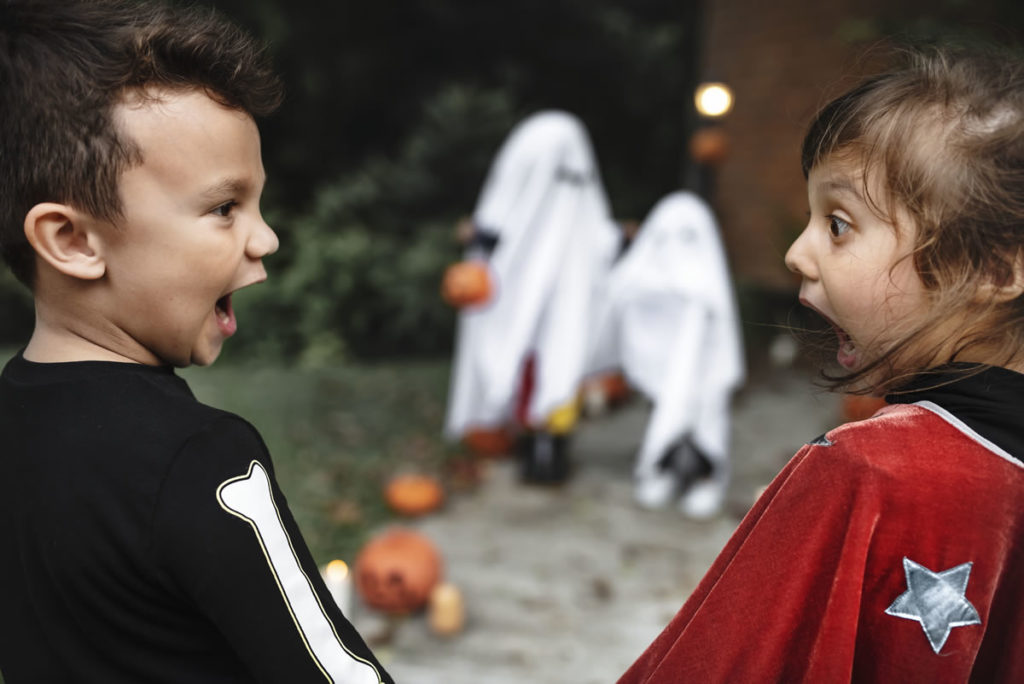 fantasmas-niños-halloween