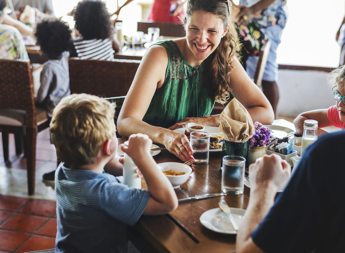 La Importancia De Comer Juntos En Familia Para Los Niños 