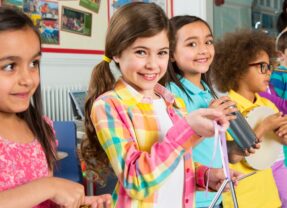 Cómo conseguir que los niños aprendan y crezcan con música