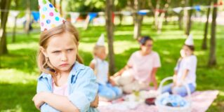 Pautas para enseñar a los niños a gestionar la envidia