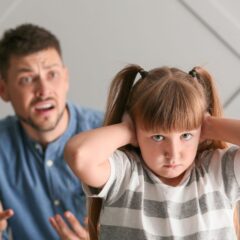 Qué hacer cuando los niños se comportan de manera desobediente