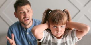 Qué hacer cuando los niños se comportan de manera desobediente