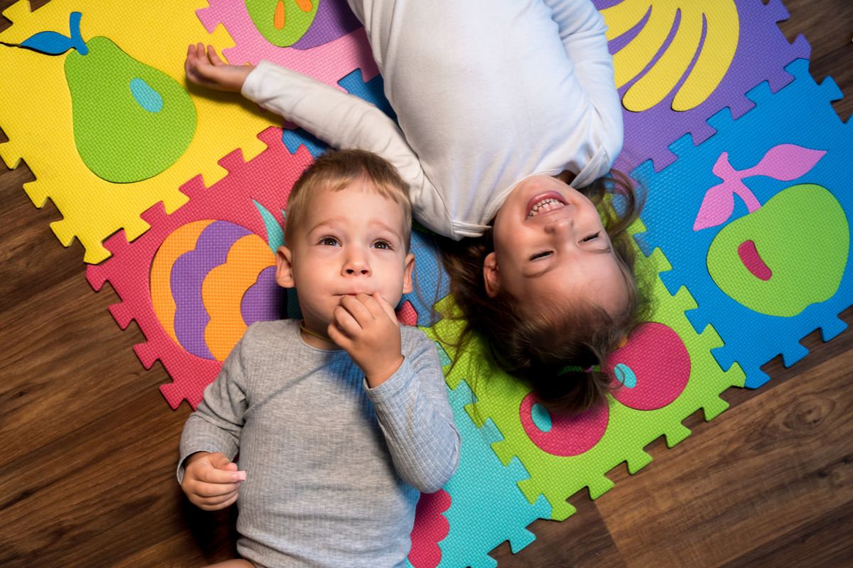 señales de niños en casa